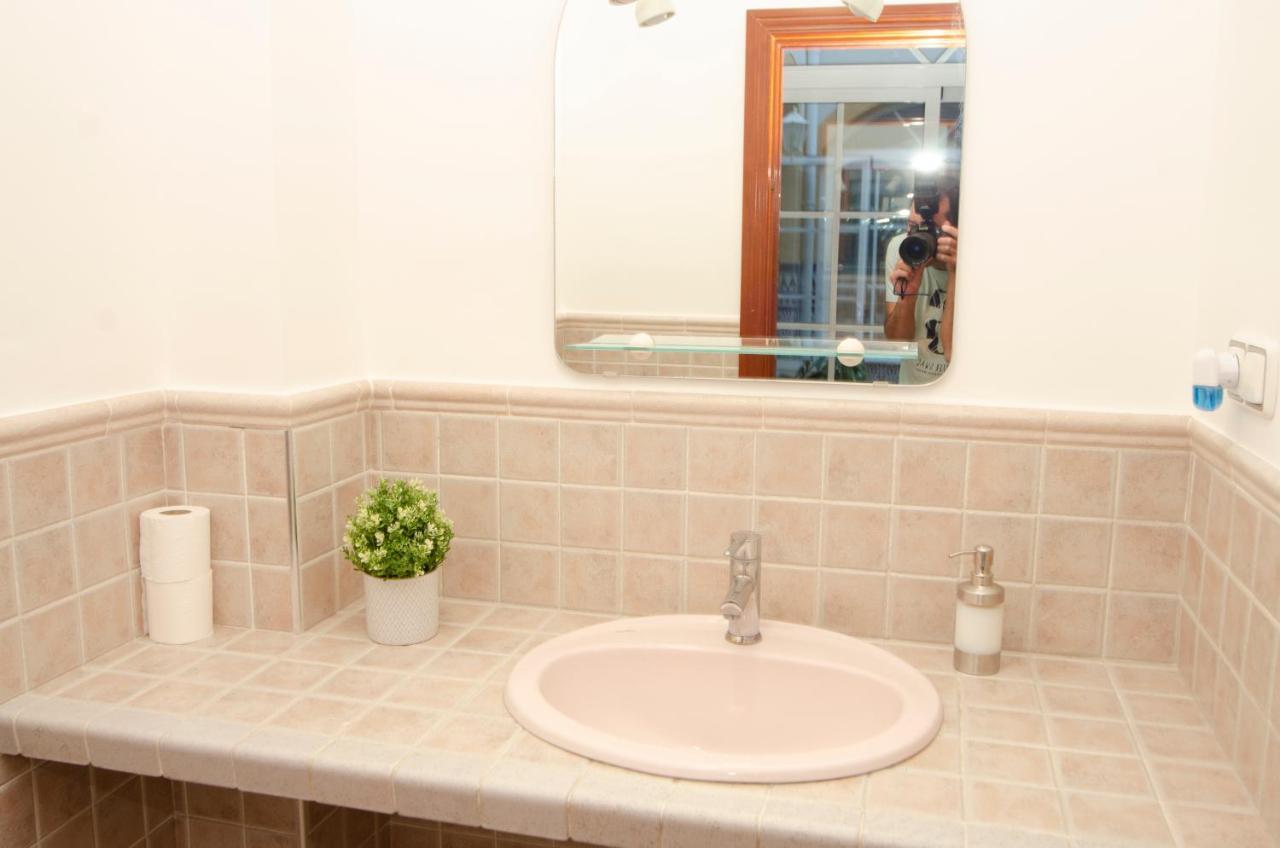 Hotel Casa Del Patio Andaluz à Málaga Extérieur photo